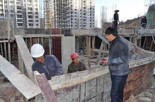 許昌市勞務員報考指南 條件、報名地點與所需材料詳解